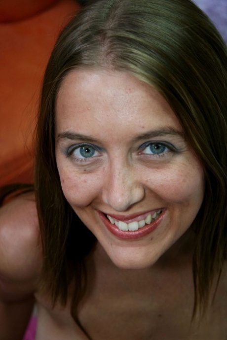 milf face hot sex pic