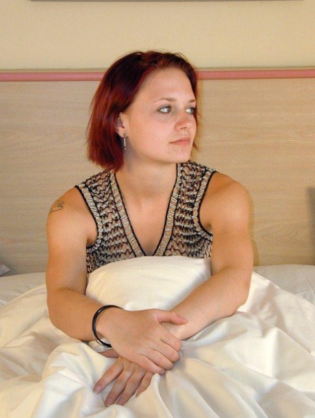 short hair redhead free sex photo