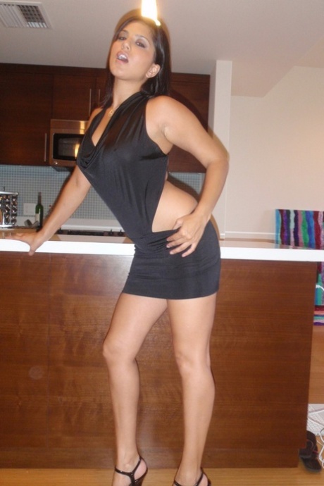 solo female sexy naked gallery
