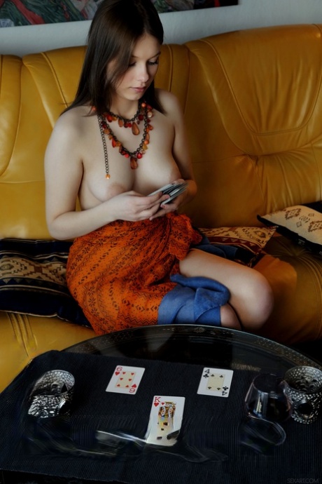 teen boobs hd picture