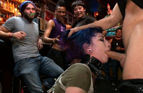 gola profonda bdsm xxx erotico img