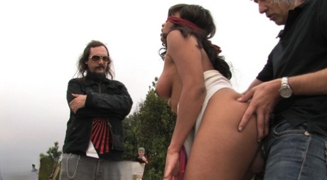 blindfold xxx picture