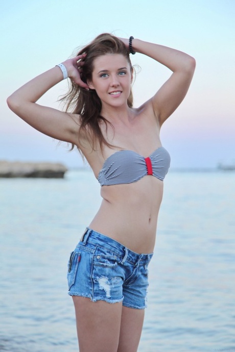 bikini topp xxx bilde