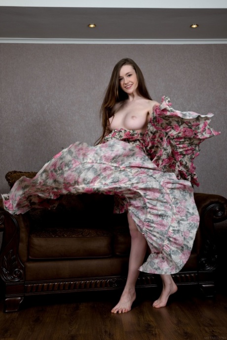 adolescent ukrainien sexy jolie archive