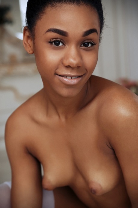 ebony small tits sexy photo