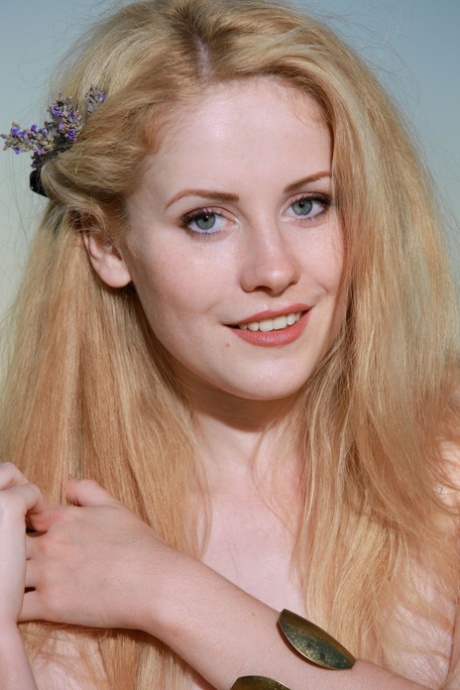 skinny blonde free porn photo