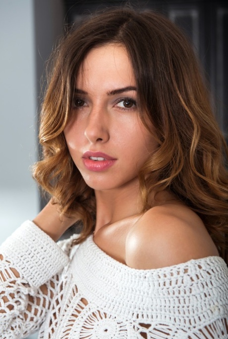 petite brune art pornographique galerie