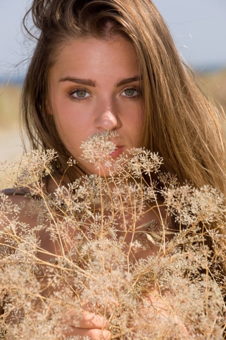 Lily Chey nude model images
