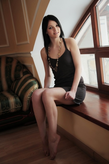 Desire Taylor pornstar pretty pictures