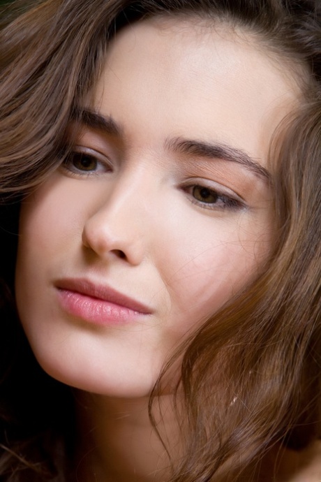 beautiful face beautiful nude photos