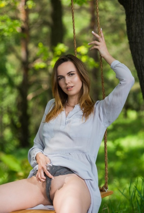 teen upskirt free porn archive