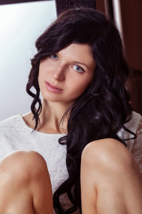 brunette blå øjne top nøgenbilleder gallerier