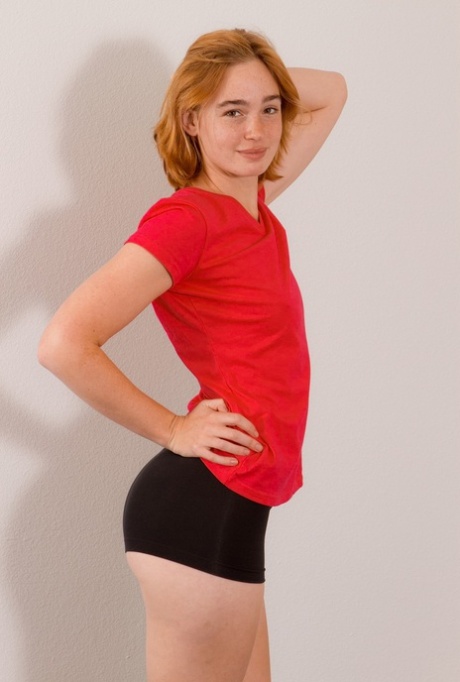 Jodi Taylor star adult picture