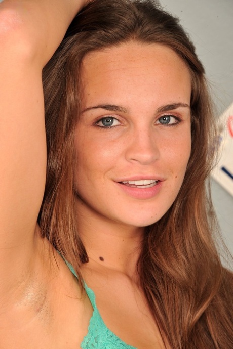 Teal Conrad free model pictures