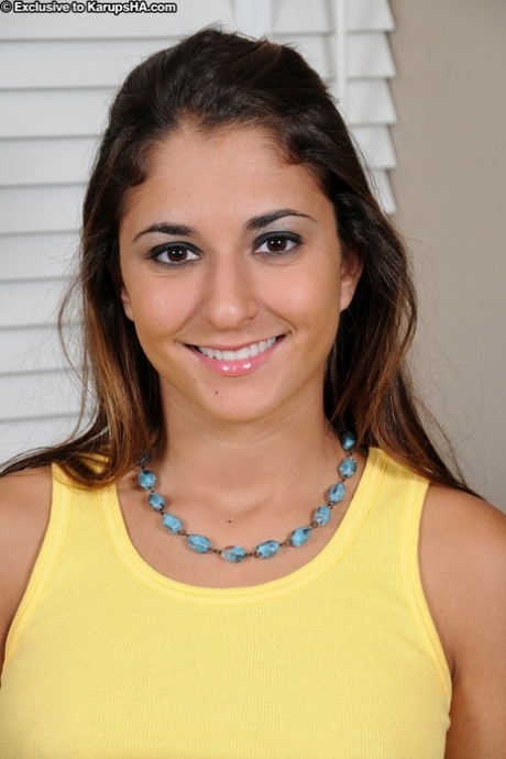 Nicole Grey free pornstar galleries