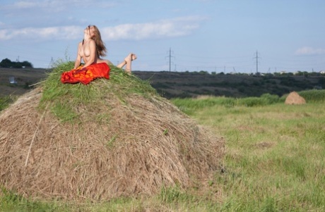 russian babe nude photo