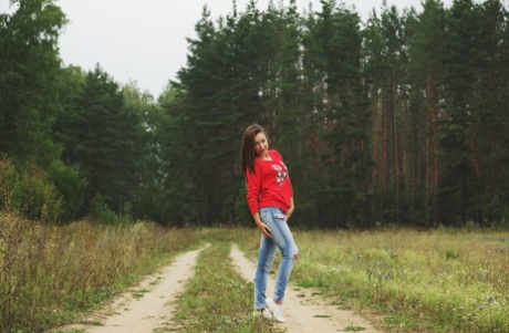 Alexa Day art actress img