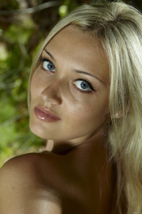 grote kont string bovenaan gratis foto
