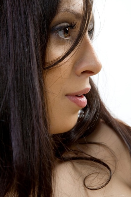 red lips hot sex pictures