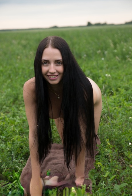 Veronica Snezna exclusive actress pic