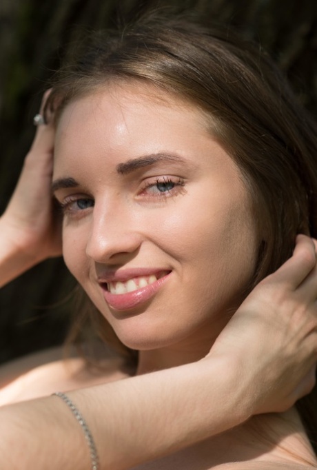 drobná blondýnka zdarma pěkné fotografie