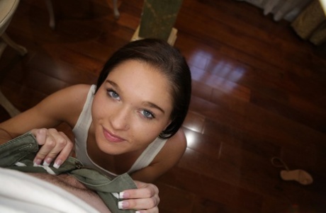 petite pov art porn pic