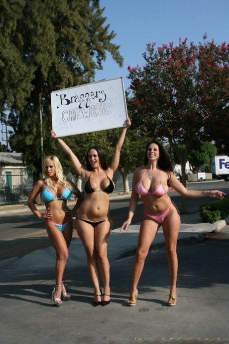 bikini de milf porno desnudo foto