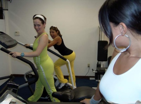 big ass milf top img