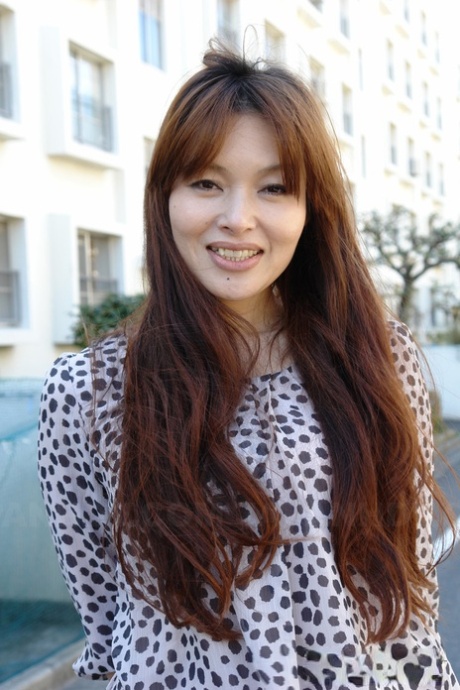 Hitomi Kanou hd model picture