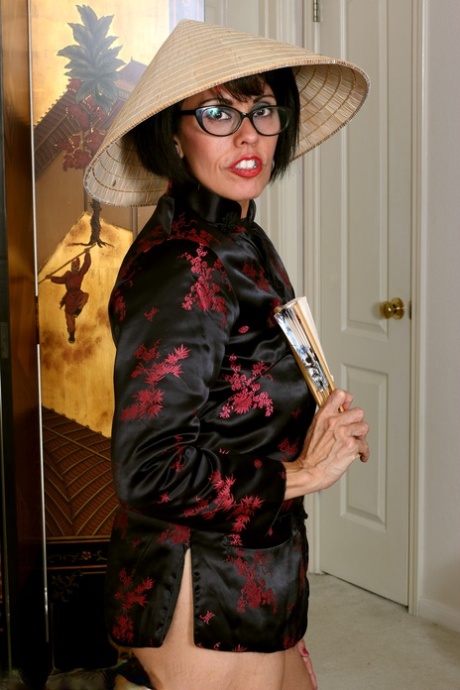 Gypsy Vixen xxx actress pics