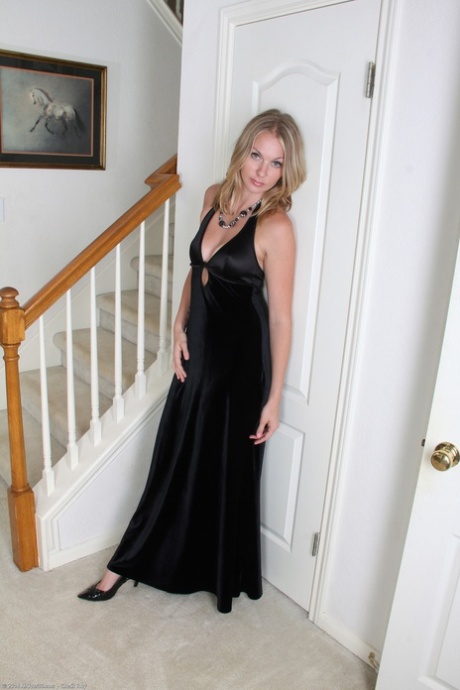 Ava Michelle nice actress image