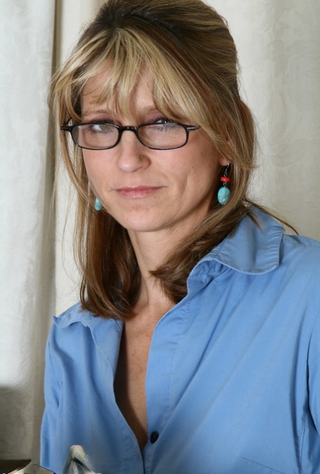 nørdet milf dejlig porno pic