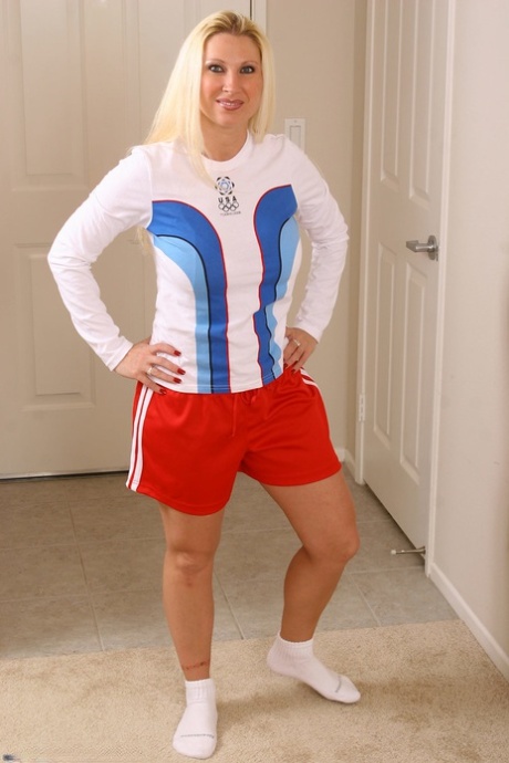 Devon free actress pictures