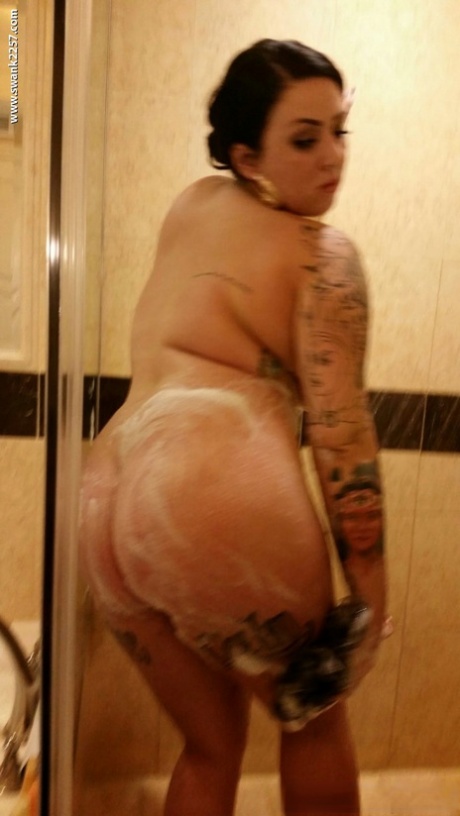 milf shower sexy picture