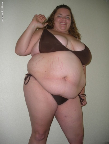 molliger Bikini freie exklusive fotos