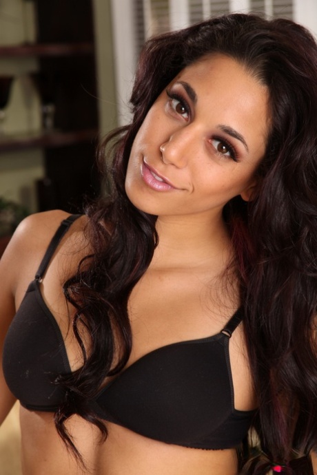 Gia Steel pornstar adult pictures