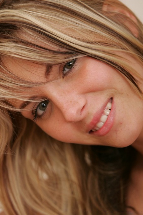 Sweet Regina xxx star images