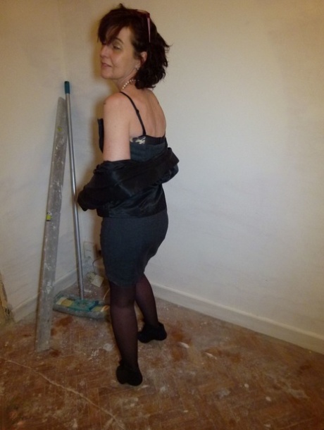 granny skirt hot sexy img
