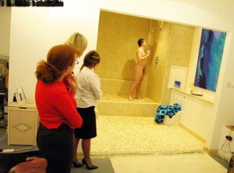cfnm madura hermosa pornografica galerías