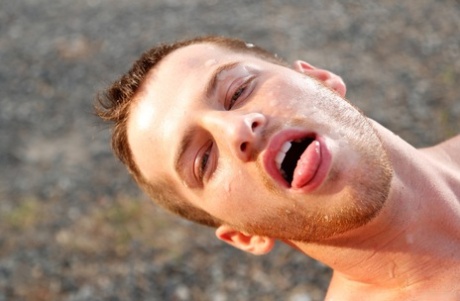 mangiare sperma gay hd bellissimo foto