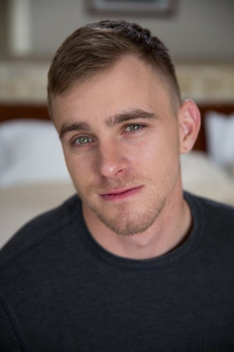 Mark Long star hd img