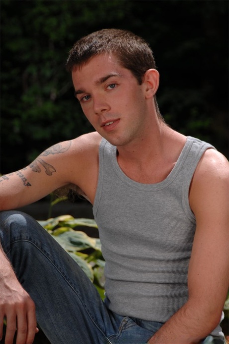 gay outdoor beautiful photo
