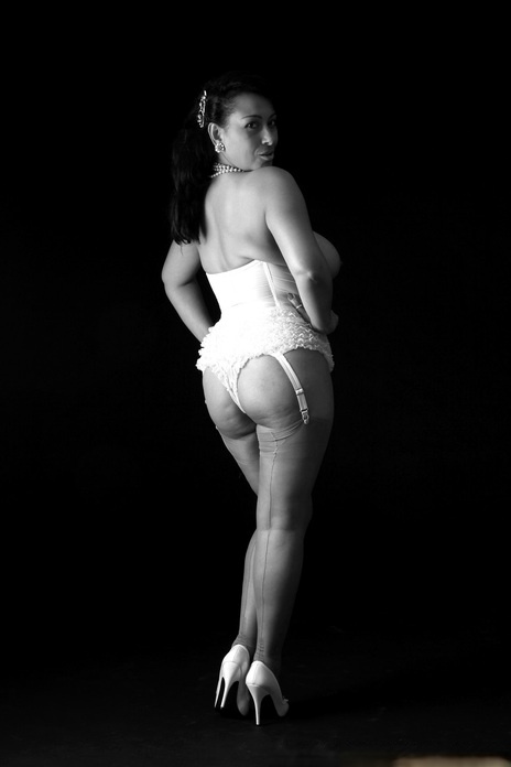 vintage lingerie nudes pics