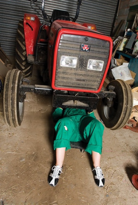 farm beautiful nude pic