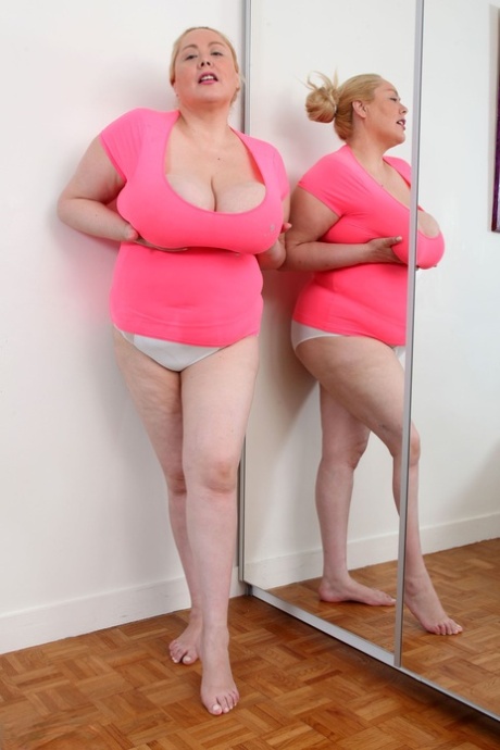 prsatá zralá top nejlepší galerie