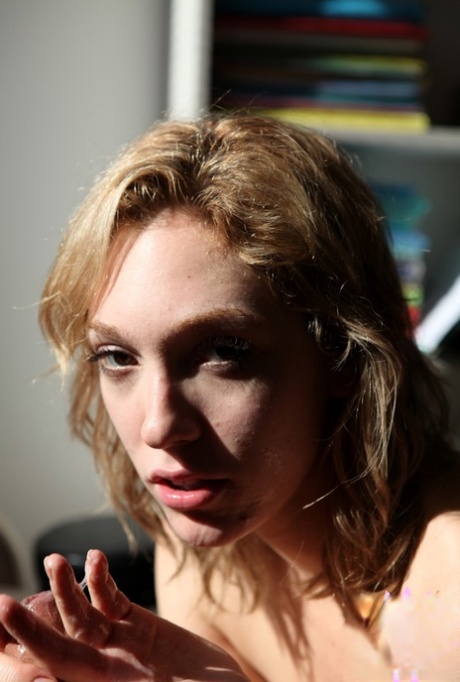 BDSM gangbang horké pěkné obrázky