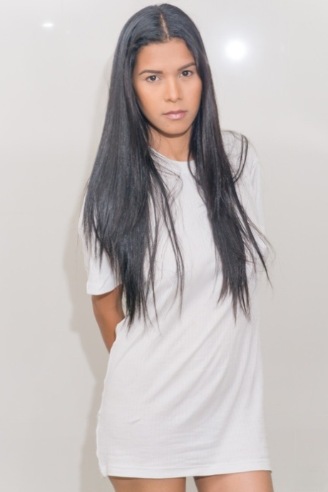 Kendra Roll model sex photos