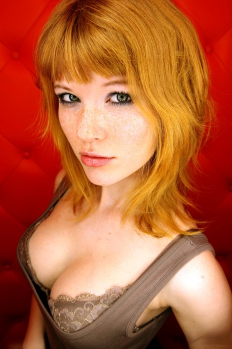 petite redhead best photo