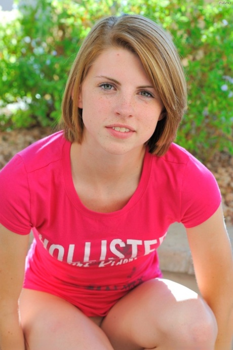 Aubrey Belle free model image