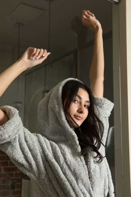 Bambi Joli naked pornstar img